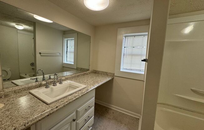 2 beds, 1 bath, $1,325, Unit 2187