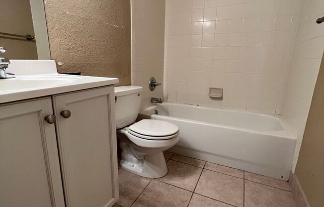 1 bed, 1 bath, $1,095