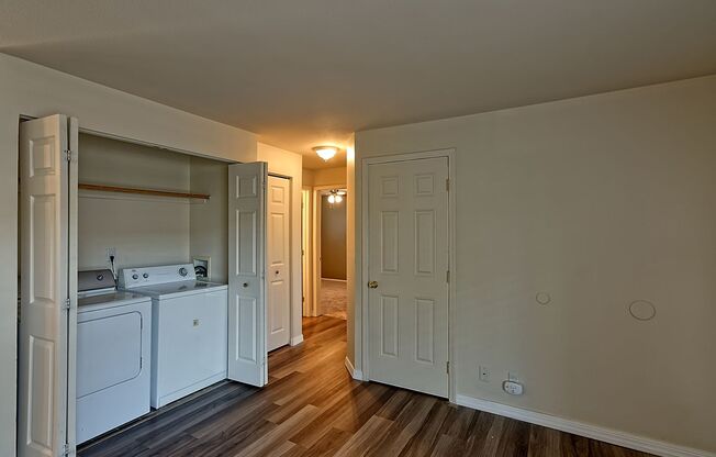 2 beds, 1 bath, $1,750