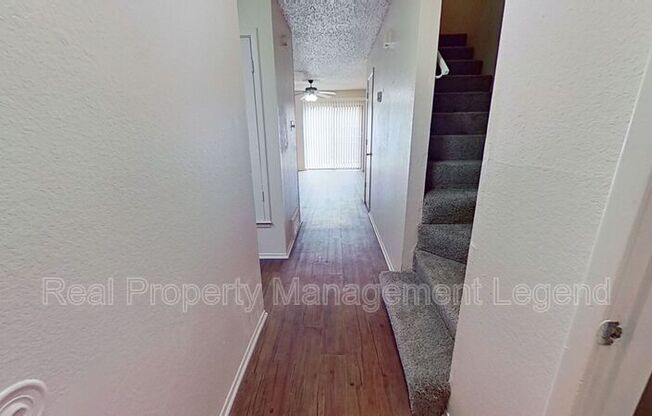 8109 SILVER CRK RD