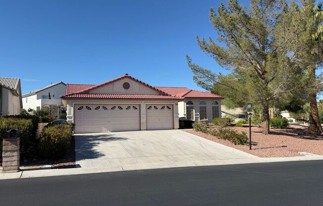 BEAUTIFULLY UPGRADED SINGLE FAMILY HOME - 3 BEDROOM, CORNER LOT WITH VAULTED CEILINGS