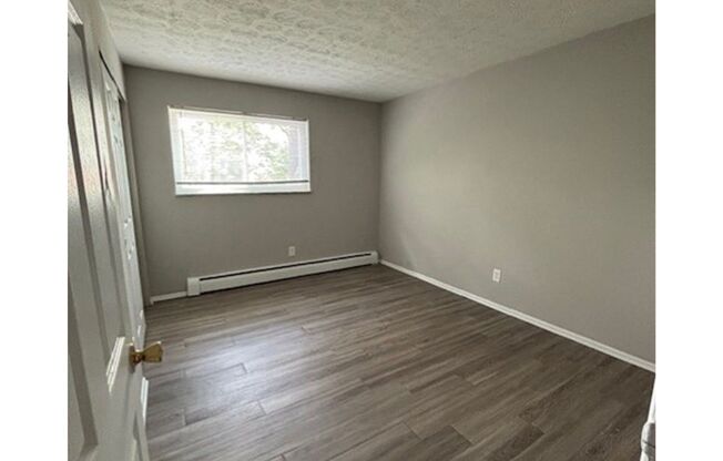 1 bed, 1 bath, 560 sqft, $845, Unit 720-15