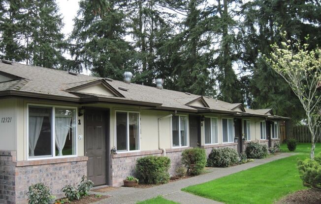 Forest Hills Apartments