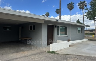 1317 W 4 ST
