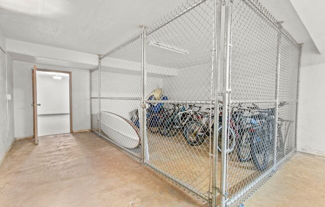 2 beds, 2 baths, $3,500, Unit # 3 A