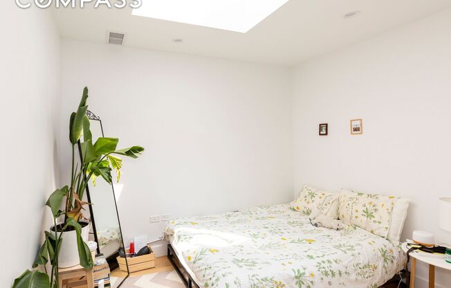 430 MARKS AVE 2