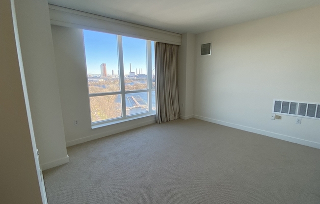 2 beds, 2 baths, 1,266 sqft, $4,400, Unit 1112