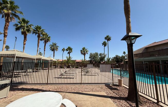 1 Bedroom/ 1 Bath Condo & Guard Gated Community