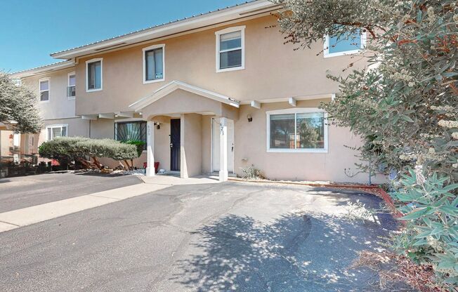 Cozy 3 Bedroom 1.5 Bathroom In NW Albuquerque!