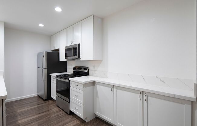 1 bed, 1 bath, 641 sqft, $2,395, Unit 303