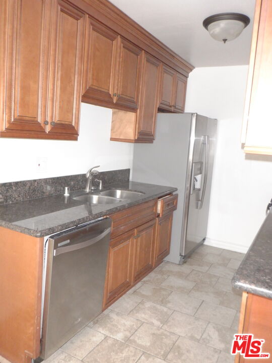 1166 AMHERST AVE