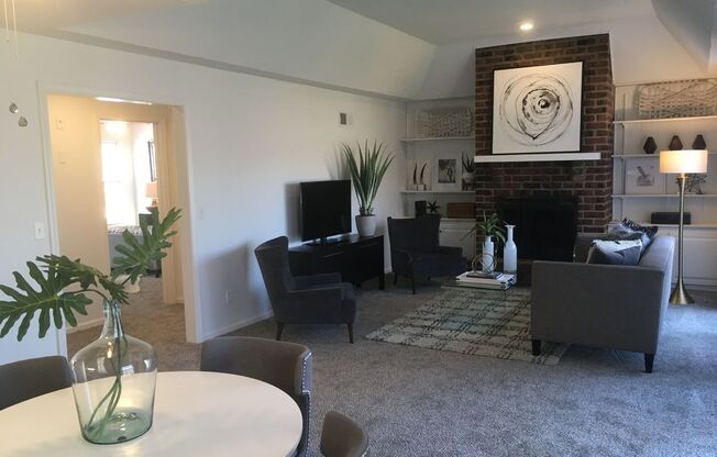 2 beds, 2 baths, 1,164 sqft, $1,515, Unit 26203