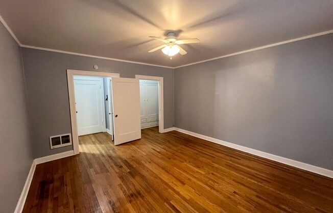 Studio, 1 bath, 305 sqft, $1,195, Unit 407