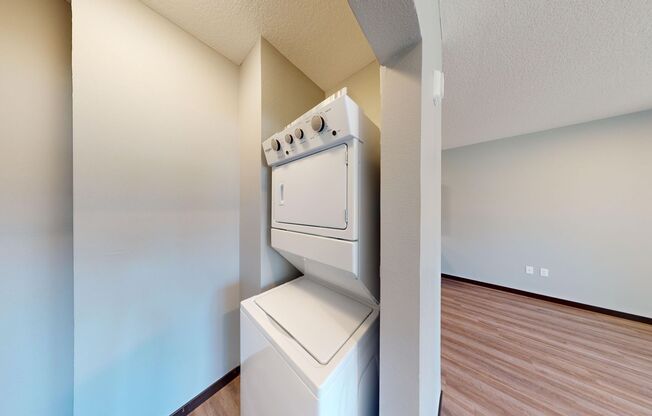 Studio, 1 bath, 508 sqft, $795, Unit 215-1213