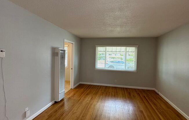 1 bed, 1 bath, 550 sqft, $2,300, Unit 4