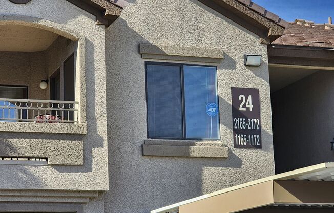 Skye Canyon 1-bedroom condo with garage—modern, cozy, and ready for you!