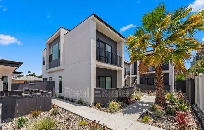 5256 ADAMS AVE