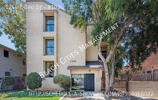1244 E 3 ST