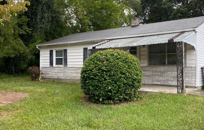 3 bedroom/1bath home  in Greensboro