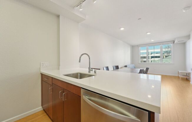 2 beds, 2 baths, 796 sqft, $4,195, Unit 412