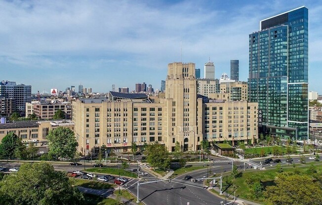 1 bed, 1 bath, 612 sqft, $4,200, Unit 24G