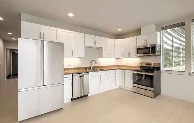 Pratej Apartments