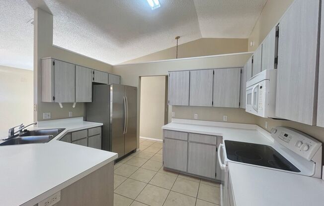 3 beds, 2 baths, $2,195