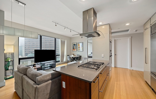 2 beds, 2 baths, 966 sqft, $5,900, Unit 2207