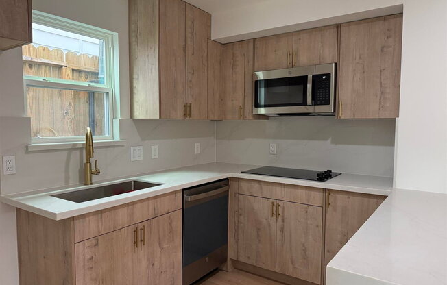 2 beds, 1 bath, 500 sqft, $1,245, Unit 1
