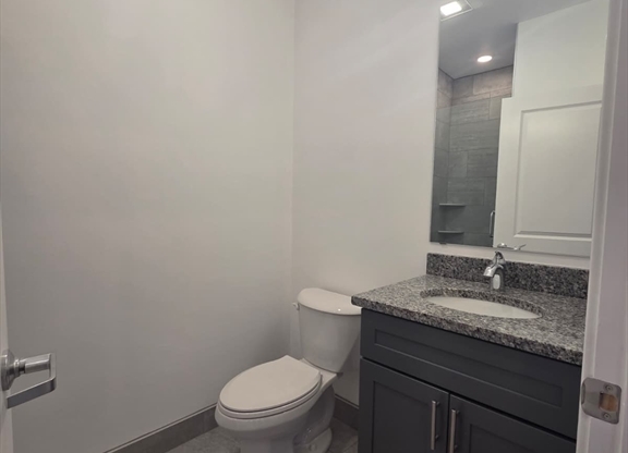 Studio, 1 bath, $1,595, Unit 202