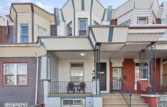 1618 S 54 ST