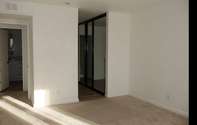2 beds, 2 baths, $2,495, Unit # 18
