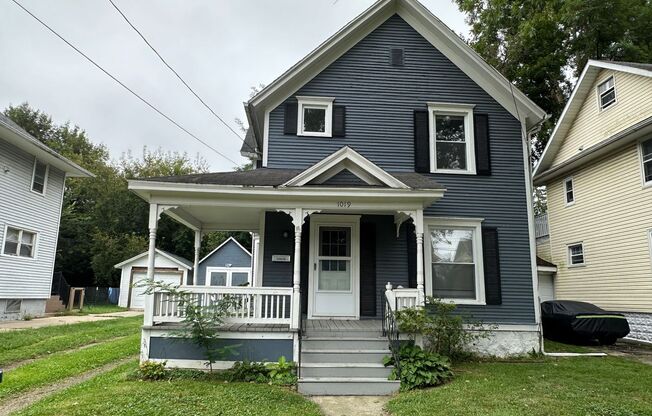 Single Family Home- 1019 Woodbridge St.