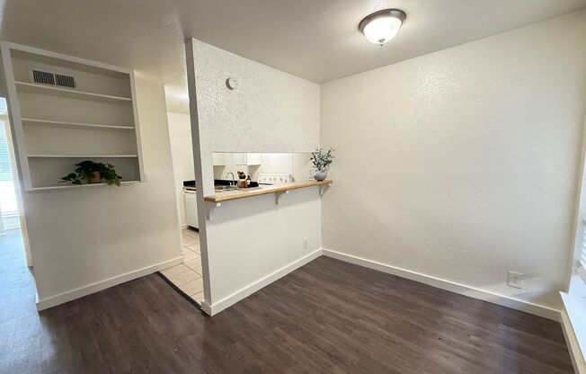 1 bed, 1 bath, 570 sqft, $1,249, Unit OPA-151