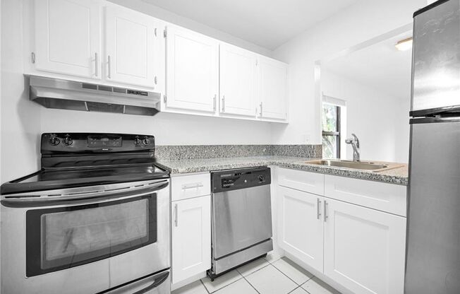 Colonial Village - 7550 Stirling Rd