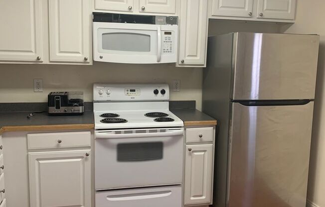2/2 1/2 Condo on Westside