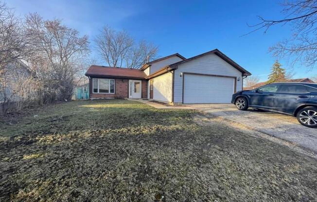 330 DEAN CIR