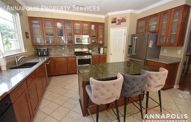 2711 SUMMERS RDG DR
