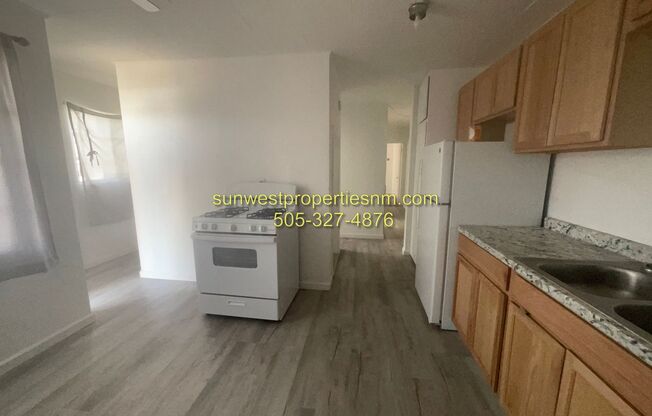 2 Bedroom, 1 Bath Duplex