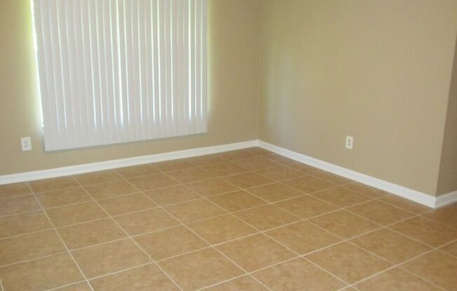 Hawk's Landing Apartments