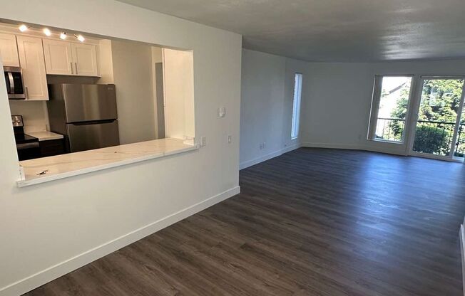 1 bed, 1 bath, 869 sqft, $2,245, Unit 101