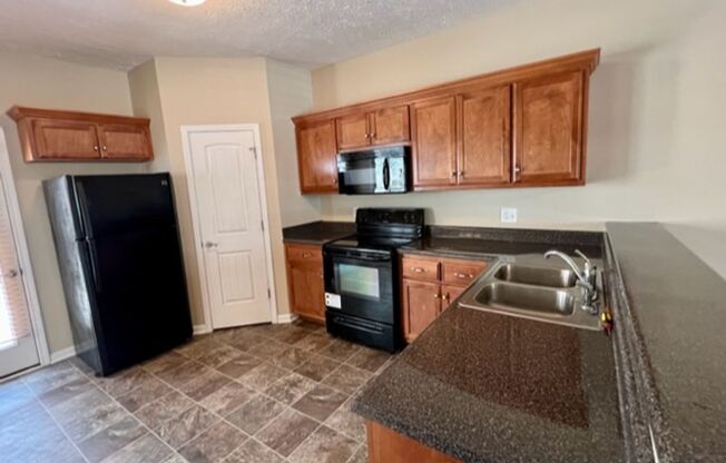 2 beds, 2.5 baths, $1,750