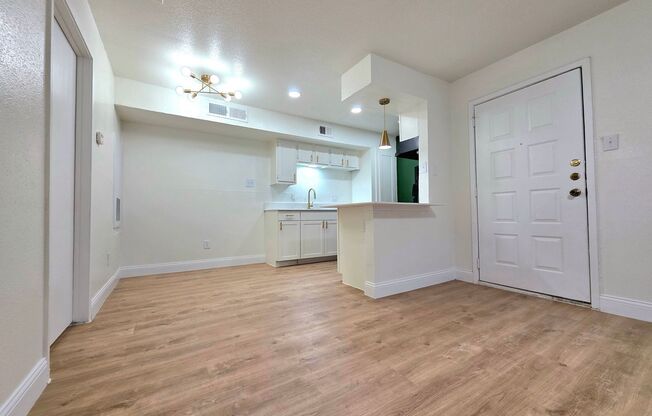 1 bed, 1 bath, 617 sqft, $899, Unit 1215