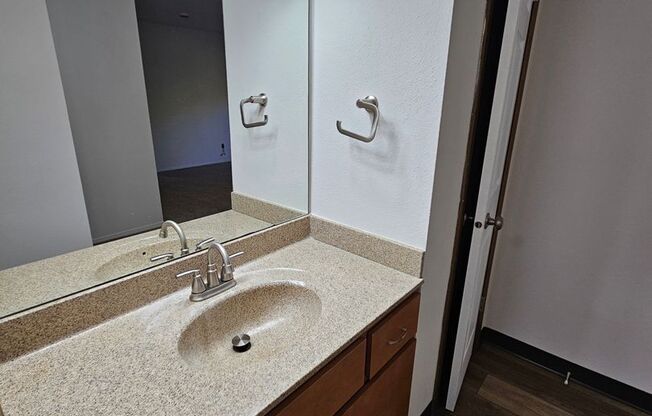 2 beds, 2 baths, 960 sqft, $1,025, Unit 21 - 107