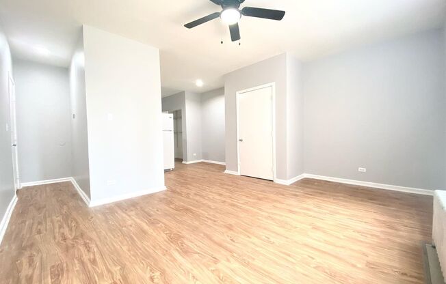 4756 N. Maplewood Ave.