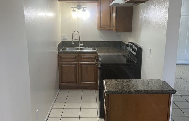 Studio, 1 bath, $1,995, Unit 2L