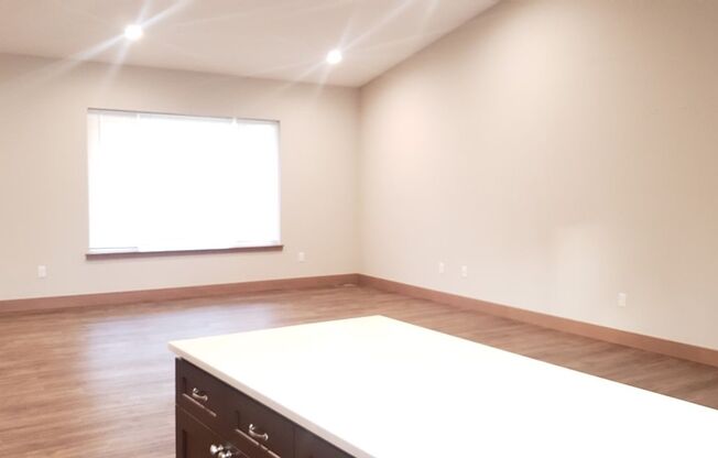 1414 E. 6th Duplex