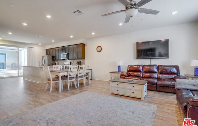 20619 OAKGLEN LN