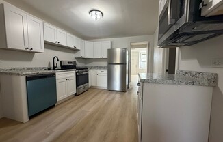 530 W 26