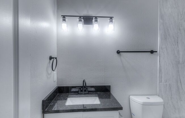 1 bed, 1 bath, 500 sqft, $850, Unit 02J